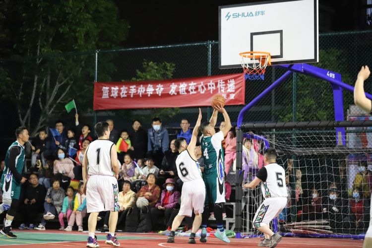 判机位